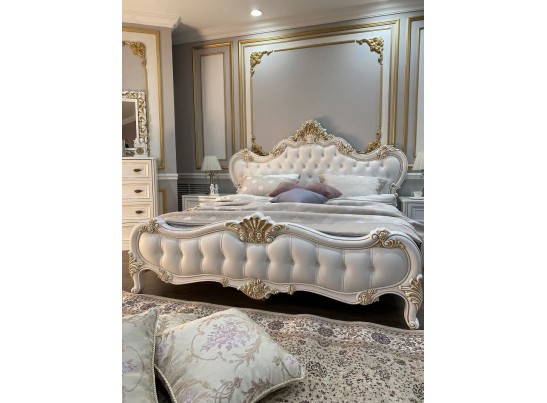 Кровать двуспальная с мягким изголовьем Натали, белая