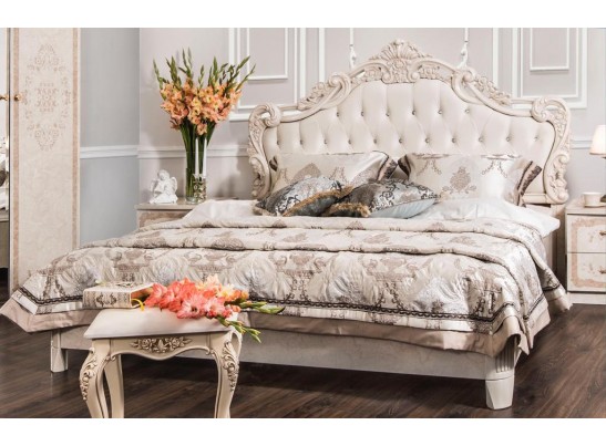 Кровать двуспальная с мягким изголовьем Патрисия крем глянец