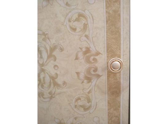 Шкаф 5-ти ств (2+1+2) Патрисия с зеркалом крем глянец