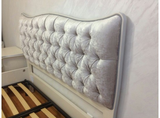 Кровать Луиза без каркаса и с низким изножьем 180х200 ММ-227-02/18Б-1