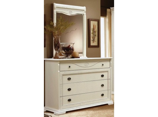 Зеркало прямоугольное Лика в раме из натурального дерева с орнаментом ММ-137-05