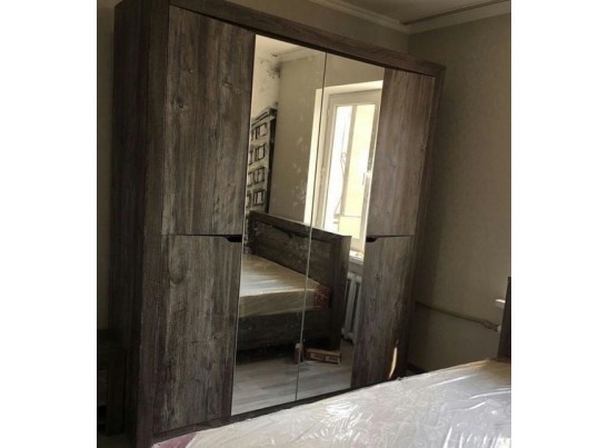 Шкаф 4-дверный Гарда, сосна