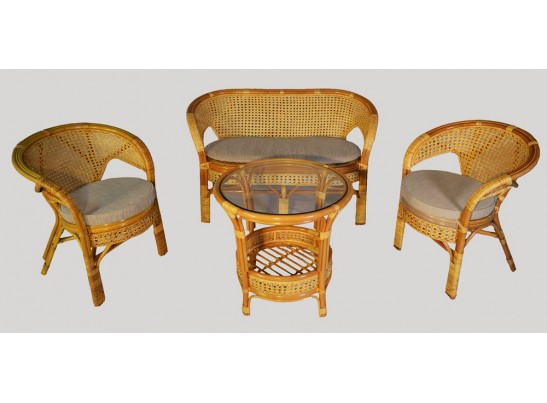 Диван двухместный 02/15