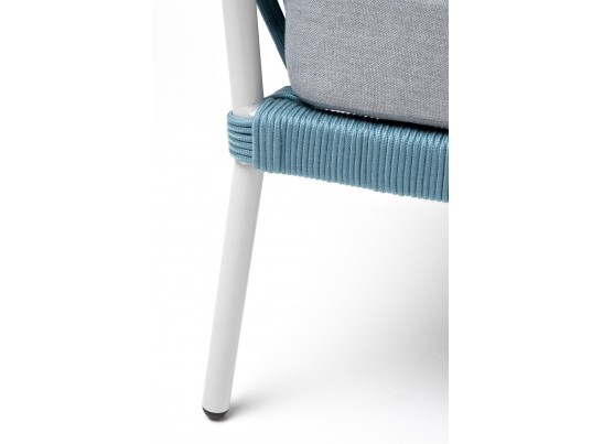 "Диего" кресло плетеное из роупа, каркас алюминий светло-серый (RAL7035) муар, роуп бирюзовый круглый, ткань светло-серая в Ростове-на-Дону