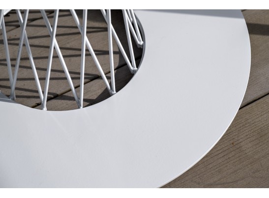 "Диего" обеденный стол из HPL круглый Ø100см, цвет "дуб", каркас белый в Ростове-на-Дону "Диего" обеденный стол из HPL круглый Ø100см, цвет "дуб", каркас белый в Ростове-на-Дону