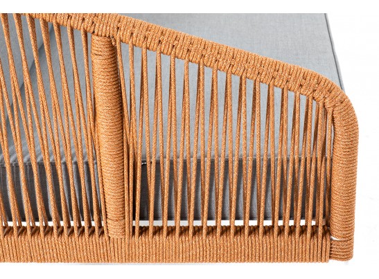 "Канны" диван 2-местный плетеный из роупа, каркас алюминий светло-серый (RAL7035) муар, роуп оранжевый меланж круглый, ткань светло-серая в Ростове-на-Дону