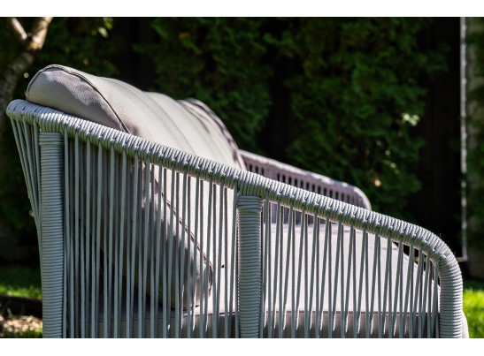 "Канны" диван 2-местный плетеный из роупа, каркас алюминий белый, роуп светло-серый кругл, ткань серая в Ростове-на-Дону