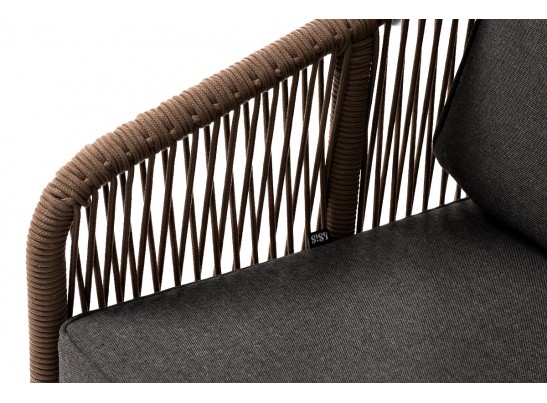 "Канны" кресло плетеное из роупа, каркас алюминий коричневый (RAL8016) муар, роуп коричневый круглый, ткань темно-серая 027 в Ростове-на-Дону