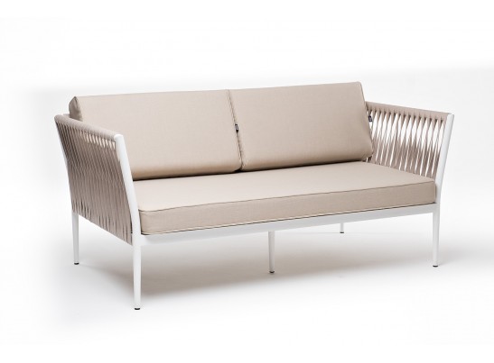 "Касабланка" диван 2-местный плетеный из роупа, каркас алюминий белый муар, роуп бежевый 20мм, ткань бежевая 15052 в Ростове-на-Дону