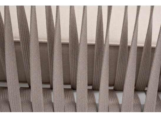 "Касабланка" диван 2-местный плетеный из роупа, каркас алюминий белый муар, роуп бежевый 20мм, ткань бежевая 15052 в Ростове-на-Дону