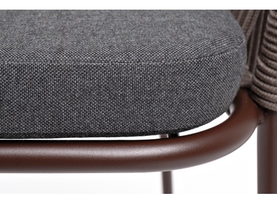 "Лион" стул плетеный из роупа, каркас из стали коричневый (RAL8016) муар, роуп коричневый круглый, ткань бежевая в Ростове-на-Дону