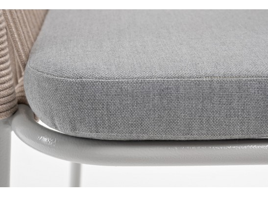 "Лион" стул плетеный из роупа, каркас из стали светло-серый (RAL7035) муар, роуп бежевый круглый, ткань светло-серая в Ростове-на-Дону