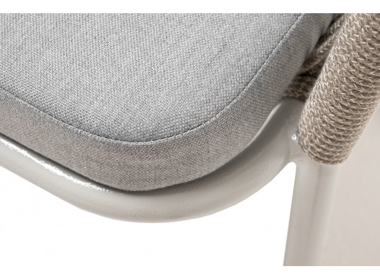 "Лион" стул плетеный из роупа, каркас из стали светло-серый (RAL7035) муар, роуп серый меланж круглый, ткань светло-серая в Ростове-на-Дону