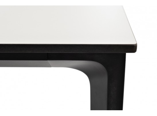 "Малага" обеденный стол из HPL 160х80см, цвет молочный, каркас черный в Ростове-на-Дону
