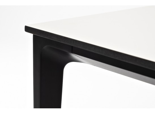 "Малага" обеденный стол из HPL 90х90см, цвет молочный, каркас черный в Ростове-на-Дону