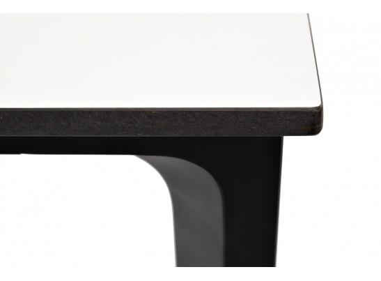 "Малага" обеденный стол из HPL 90х90см, цвет молочный, каркас черный в Ростове-на-Дону