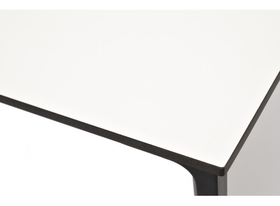"Малага" обеденный стол из HPL 90х90см, цвет молочный, каркас черный в Ростове-на-Дону