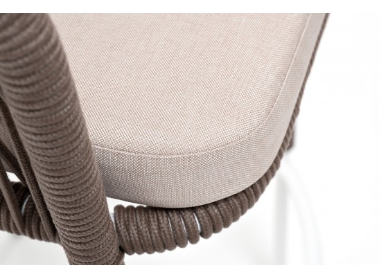 "Марсель" стул барный плетеный из роупа, каркас из стали белый муар, роуп коричневый круглый, ткань бежевая 052 в Ростове-на-Дону