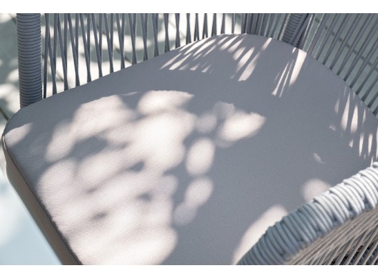 "Марсель" стул плетеный из роупа, каркас алюминий темно-серый (RAL7024), роуп светло-серый круглый, ткань светло-серая в Ростове-на-Дону