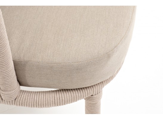 "Верона" кресло плетеное из роупа, каркас алюминий белый муар, роуп бежевый круглый, ткань бежевая 052 в Ростове-на-Дону
