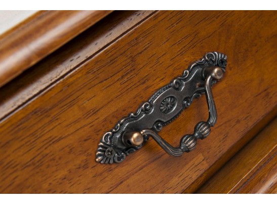 Тумба прикроватная AT-300 Тумба прикроватная AT-300