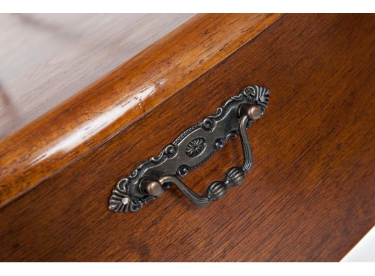 Тумба прикроватная AT-300 Тумба прикроватная AT-300