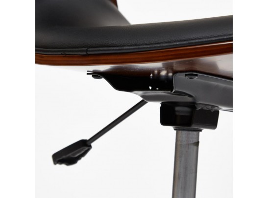 Кресло BEND (орех/кожзам/черный) в Ростове-на-Дону