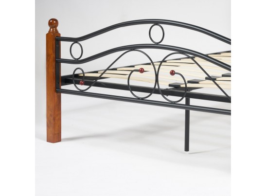 Кровать двуспальная AT-803 140*200 Wood slat base