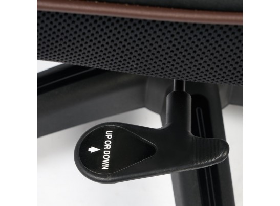 Кресло ARENA (кожзам/черный/черный карбон) в Ростове-на-Дону