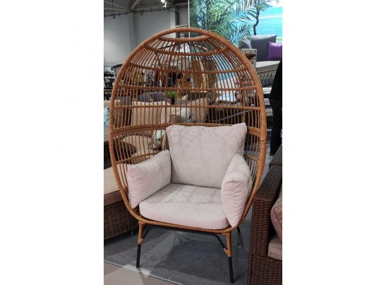 Кресло-кокон на ножках AFM-815B Beige в Ростове-на-Дону