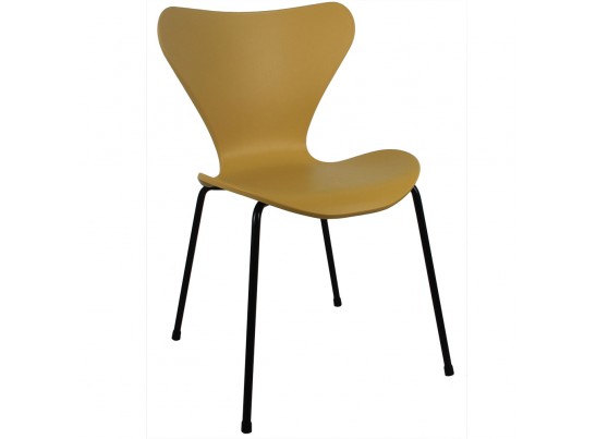 Комплект из 4-х стульев Seven горчичный с чёрными ножками в Ростове-на-Дону
