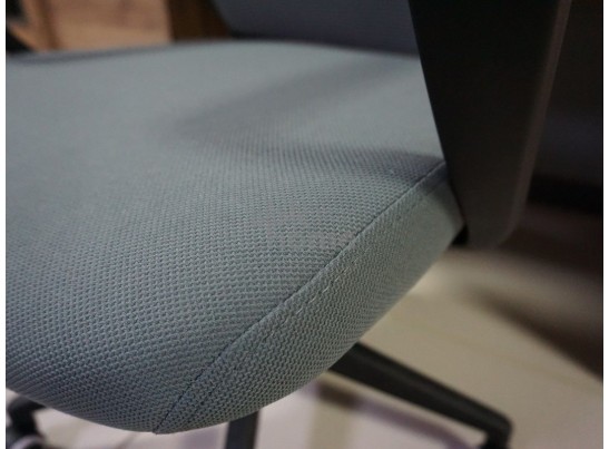 Кресло офисное вращающееся НН-5032 (625*530*1060) Серый, 919605ИМП в Ростове-на-Дону