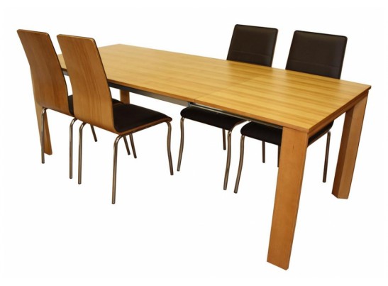 Стол 1117 в Ростове-на-Дону