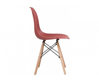 Пластиковый стул Eames PC-015 bordeaux
