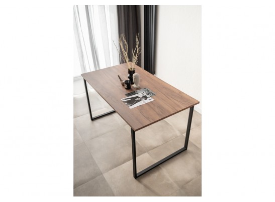 Деревянный стол Лиман 140 х 80 дуб крафт табачный / черный матовый в Ростове-на-Дону