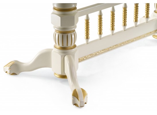 Деревянный стол Кантри крем с золотой патиной в Ростове-на-Дону