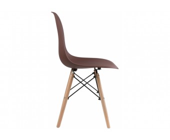Пластиковый стул Eames PC-015 brown