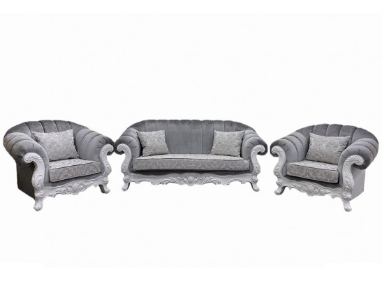 Диван трехместный Лорена белый матовый БП (ткань: благородный серый)