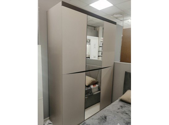 Шкаф №3 с зеркалом Тиана Дуб Бонифаций/Вольфрам Шкаф №3 с зеркалом Тиана Дуб Бонифаций/Вольфрам