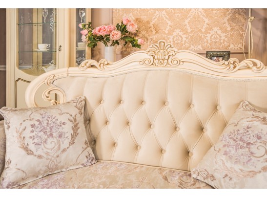 Диван Мона Лиза 2х местный, крем