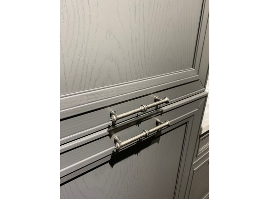 Кухня угловая Берлин 37 (4,2*2,1 м) Гриджио-Бьянка