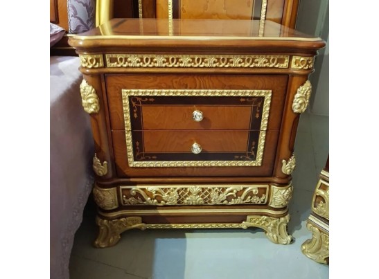 Спальный гарнитур Монарх, орех-золото