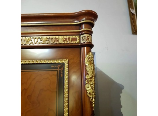 Спальный гарнитур Монарх, орех-золото