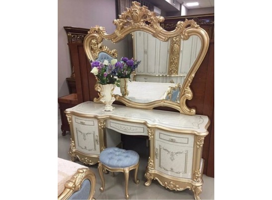 Спальный гарнитур Капри, беж