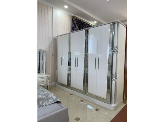 Спальный гарнитур Линда