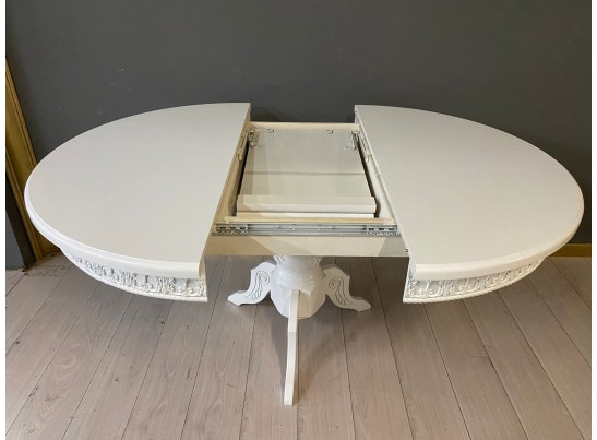 Стол круглый раскладной Верона с молдингом (белый)