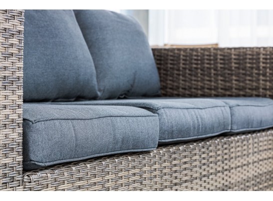 Лаунж-зона KARL с трёхместным диваном (серая) в Ростове-на-Дону