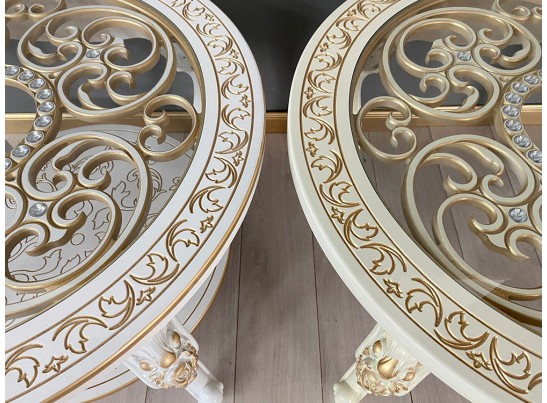 Стол журнальный круглый Жасмин (слоновая кость, патина золото) Стол журнальный круглый Жасмин (слоновая кость, патина золото)