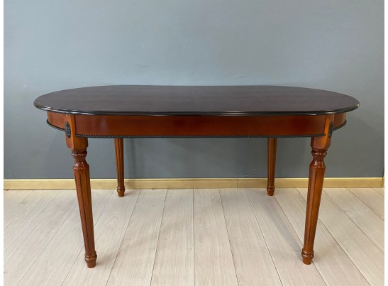 Стол овальный раскладной Азалия (орех с черной патиной, шпон)