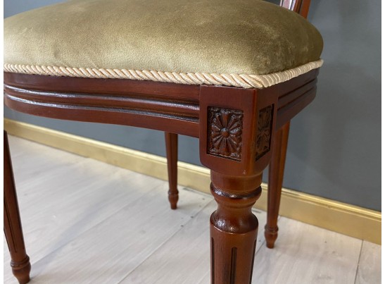 Стул Медальон (орех, черная патина)